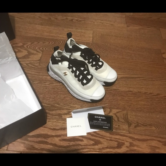 Authentic Chanel running shoes - Picture 8 of 8